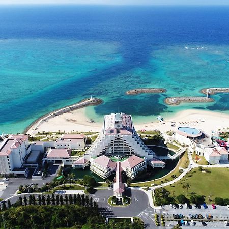 אונה Sheraton Okinawa Sunmarina Resort מראה חיצוני תמונה