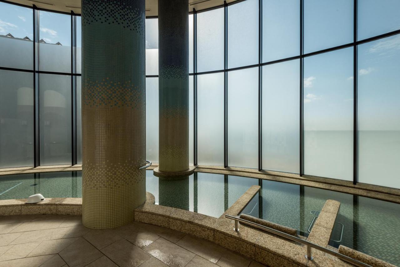 אונה Sheraton Okinawa Sunmarina Resort מראה חיצוני תמונה