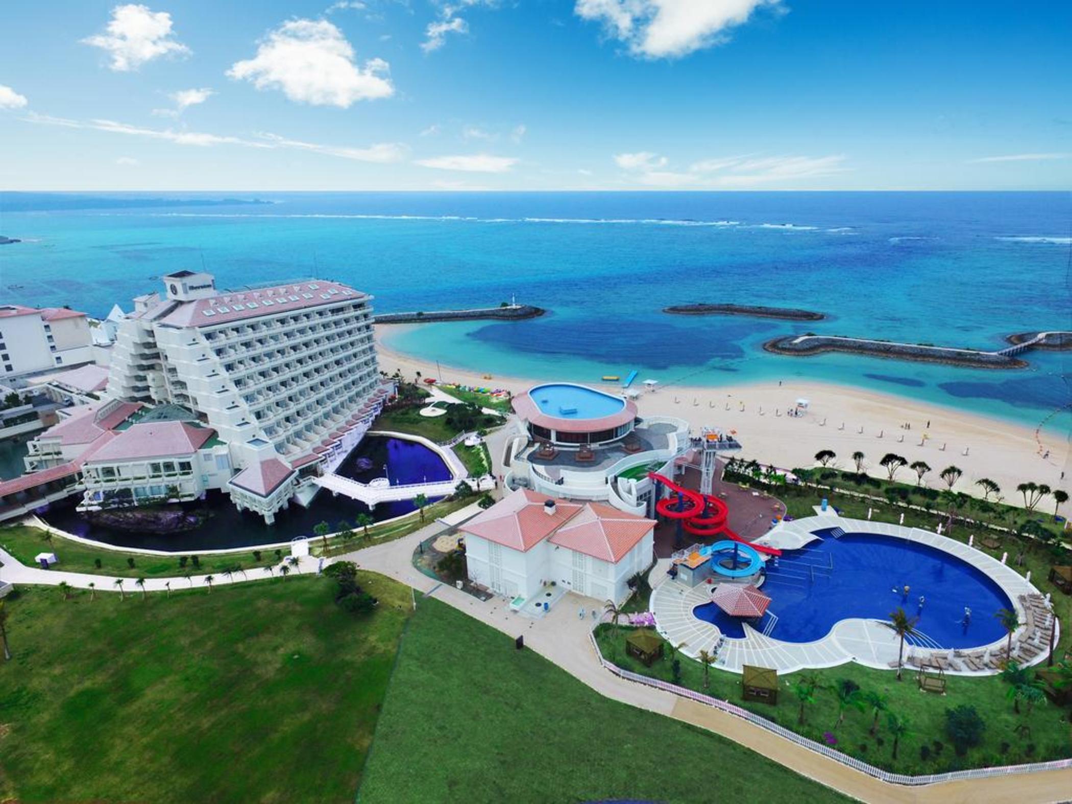 אונה Sheraton Okinawa Sunmarina Resort מראה חיצוני תמונה