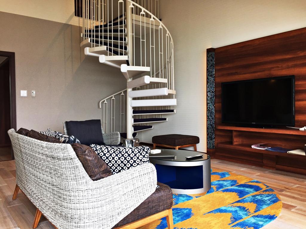 אונה Sheraton Okinawa Sunmarina Resort מראה חיצוני תמונה