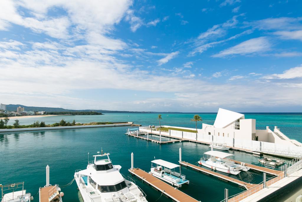 אונה Sheraton Okinawa Sunmarina Resort מראה חיצוני תמונה