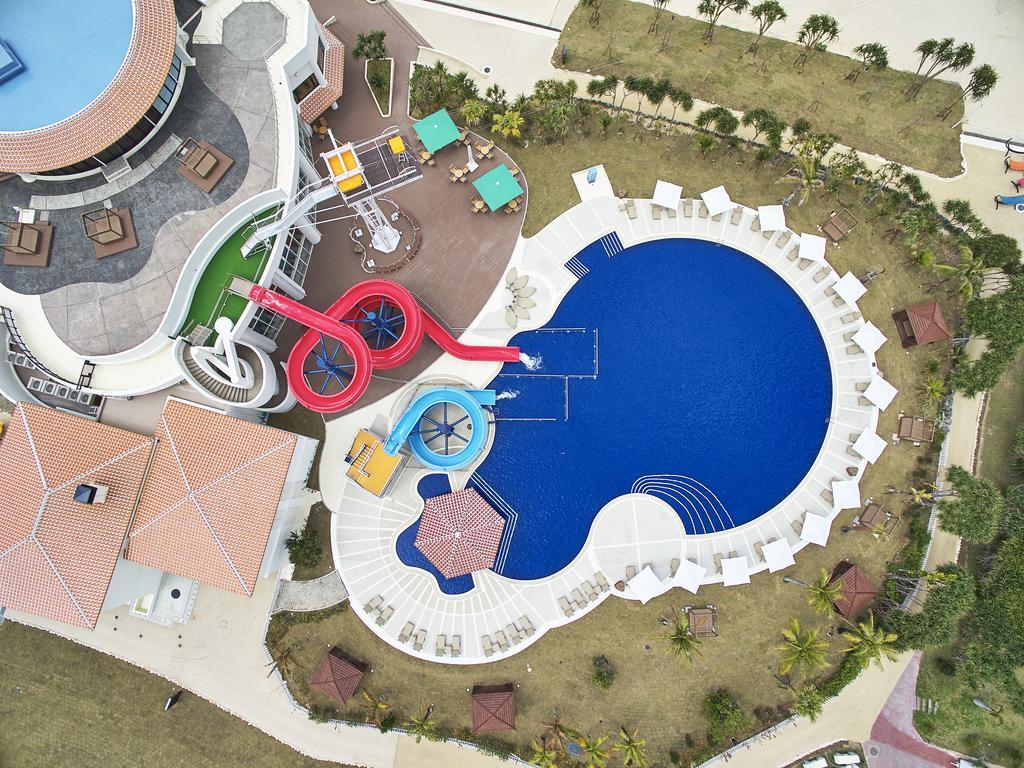 אונה Sheraton Okinawa Sunmarina Resort מראה חיצוני תמונה