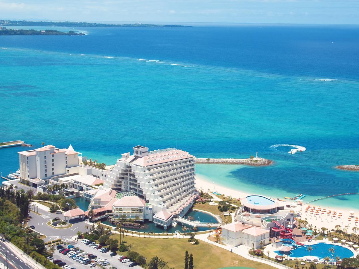 אונה Sheraton Okinawa Sunmarina Resort מראה חיצוני תמונה