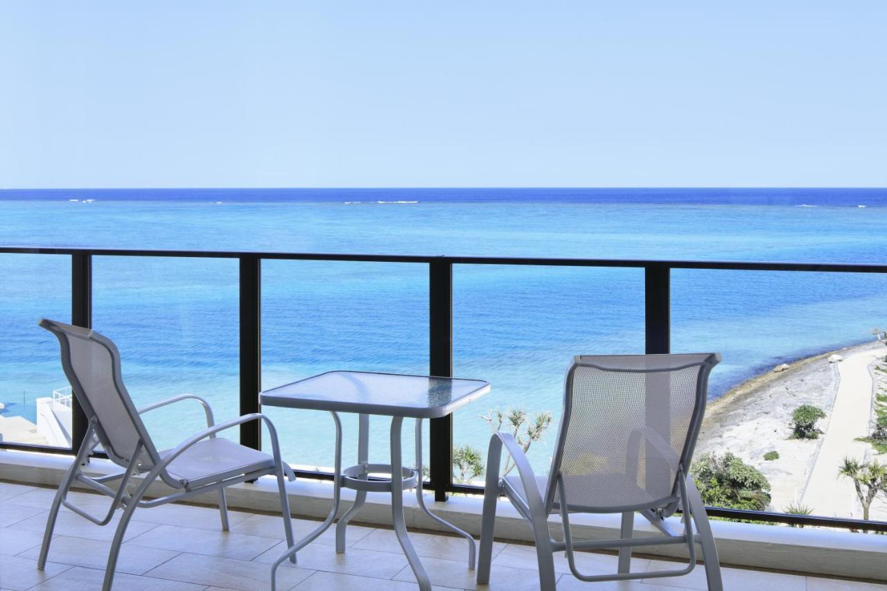 אונה Sheraton Okinawa Sunmarina Resort מראה חיצוני תמונה