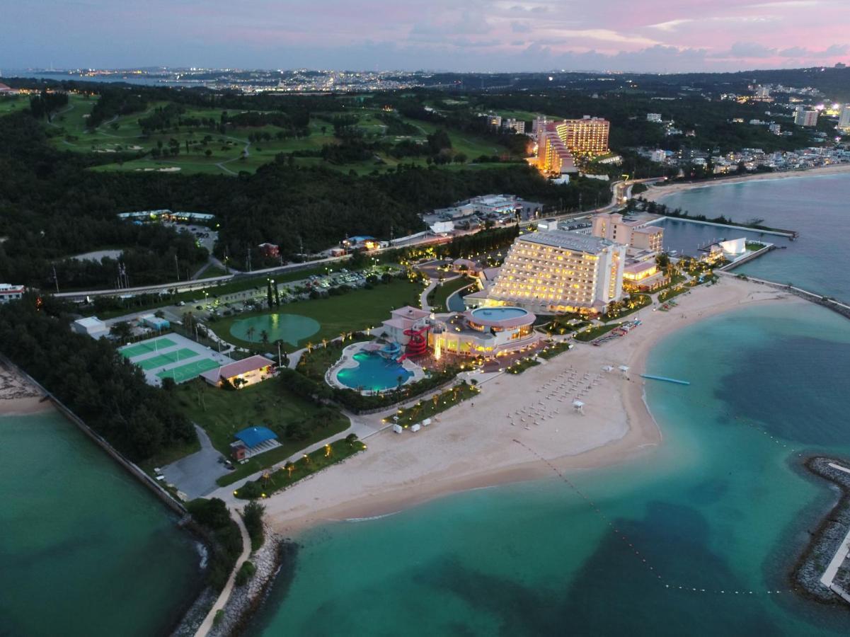 אונה Sheraton Okinawa Sunmarina Resort מראה חיצוני תמונה