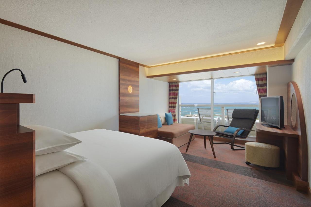 אונה Sheraton Okinawa Sunmarina Resort מראה חיצוני תמונה
